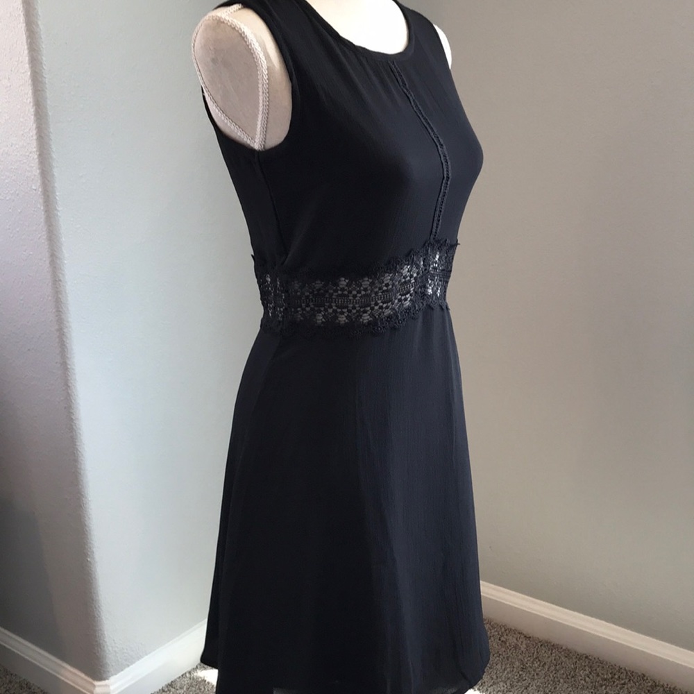 NWOT NOIRE LA little black dress LBD lace cutout